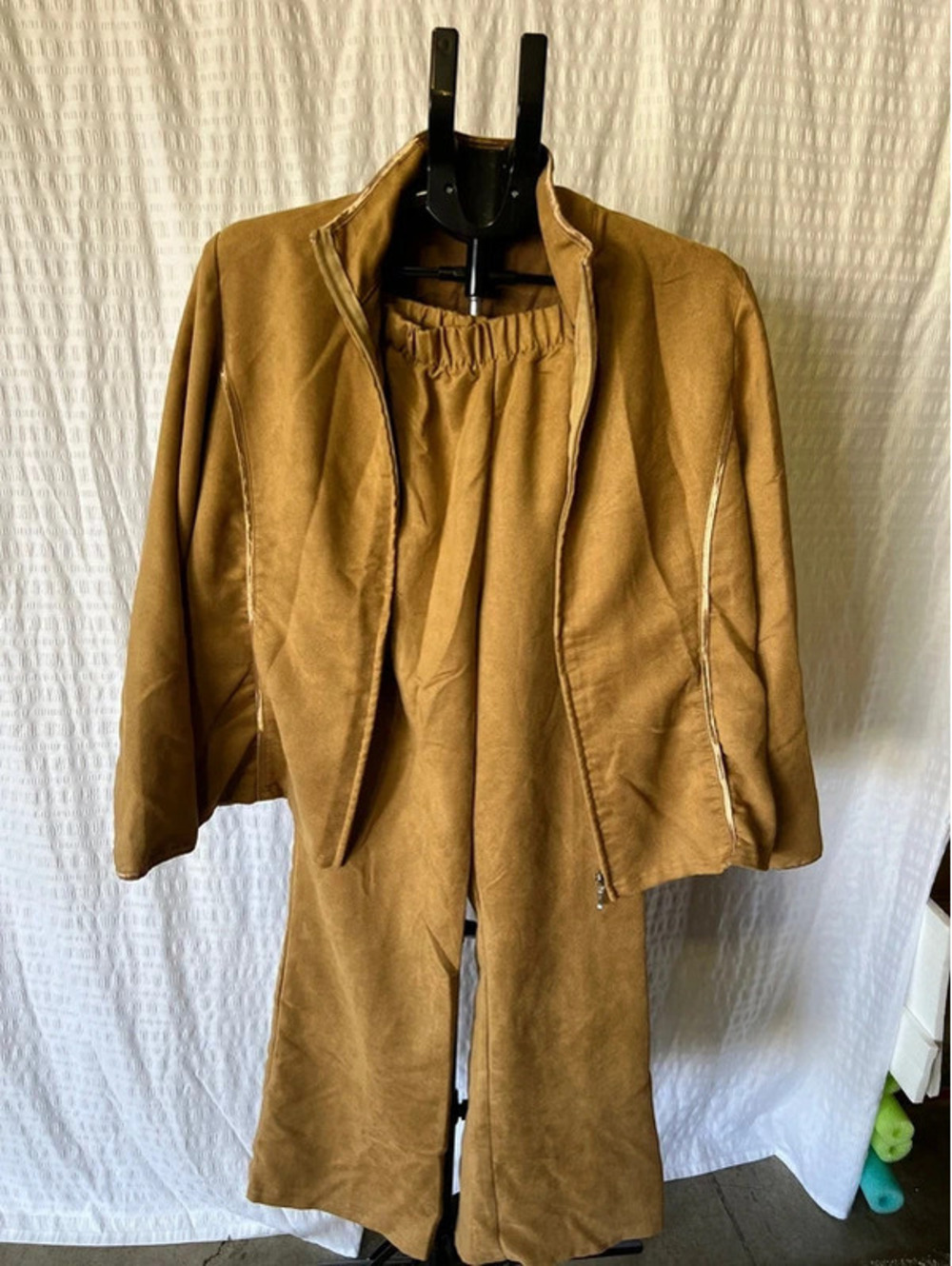 Travel Smith Sz Lg Pet Pants and Jacket